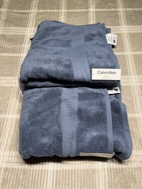 Calvin Klein Cotton Bath Towel - Dusty Blue